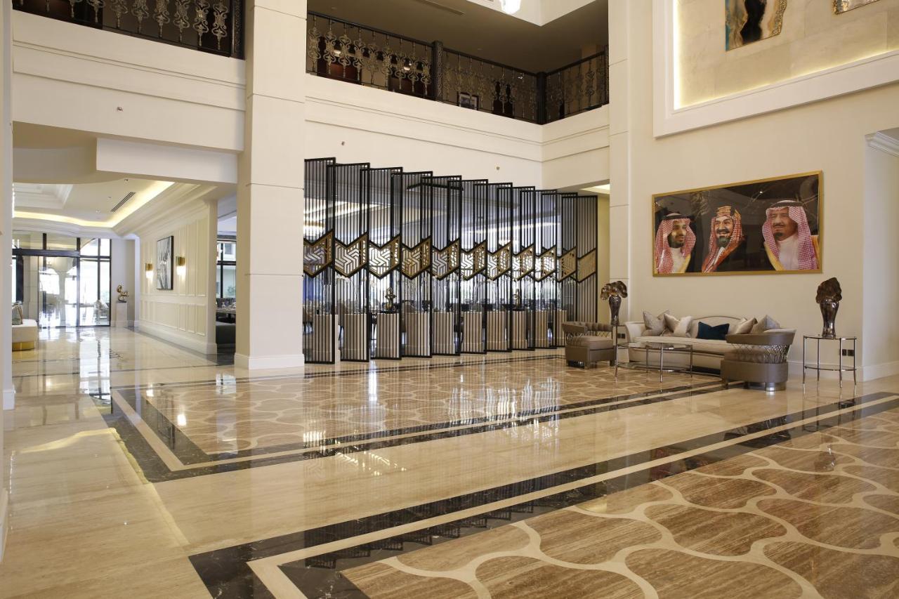 Vittori Palace Hotel And Residences Riyadh Eksteriør bilde The lobby of the Ritz-Carlton, Riyadh
